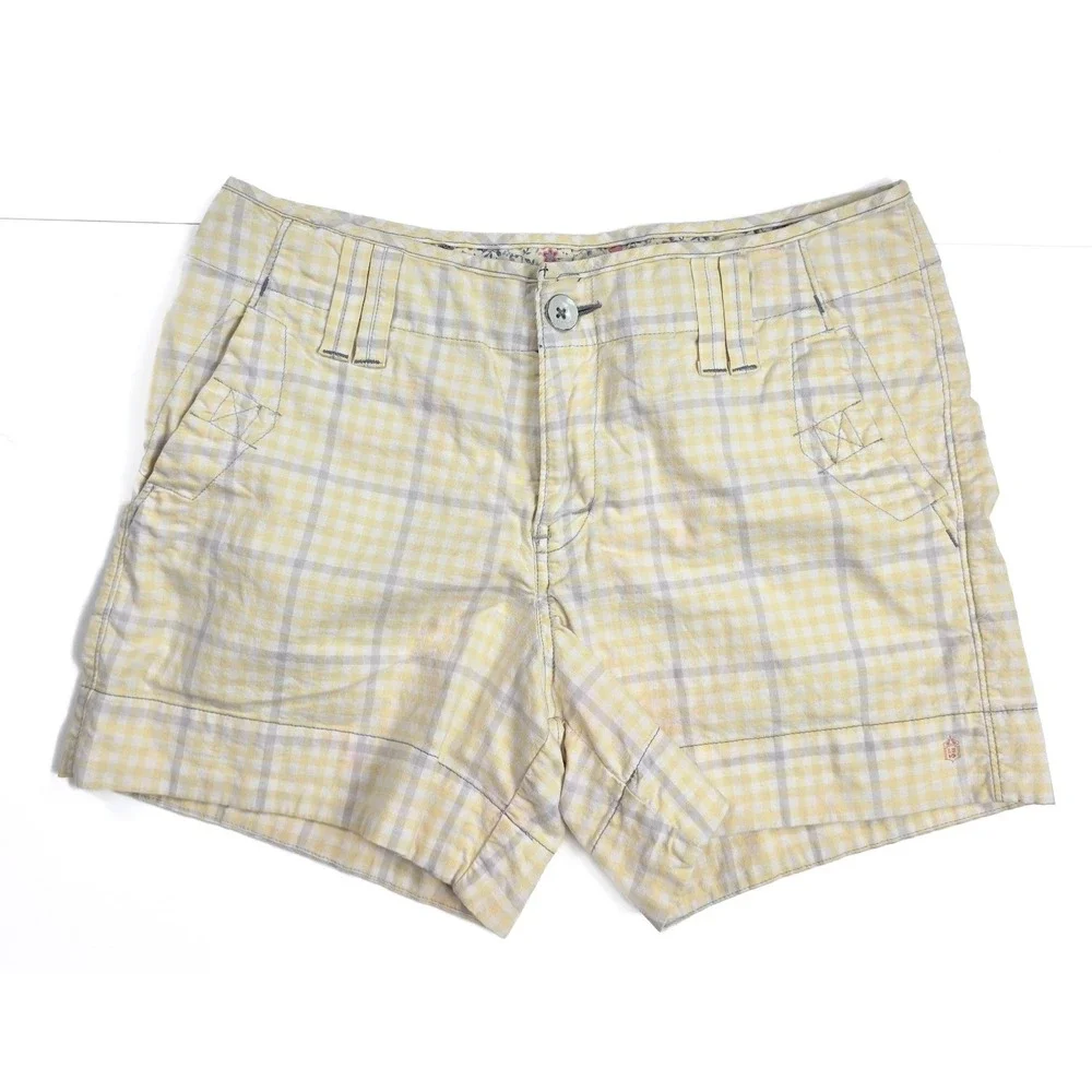 Levi's Crafted With Pride Yellow Plaid Y2K Chino Shorts Women's Size 8 / 31‎